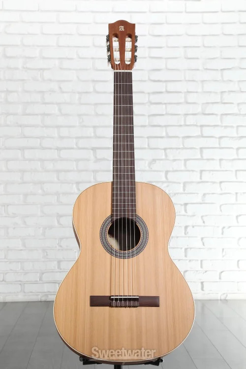 Alhambra 1 OP Nylon-string Classical Guitar - Natural