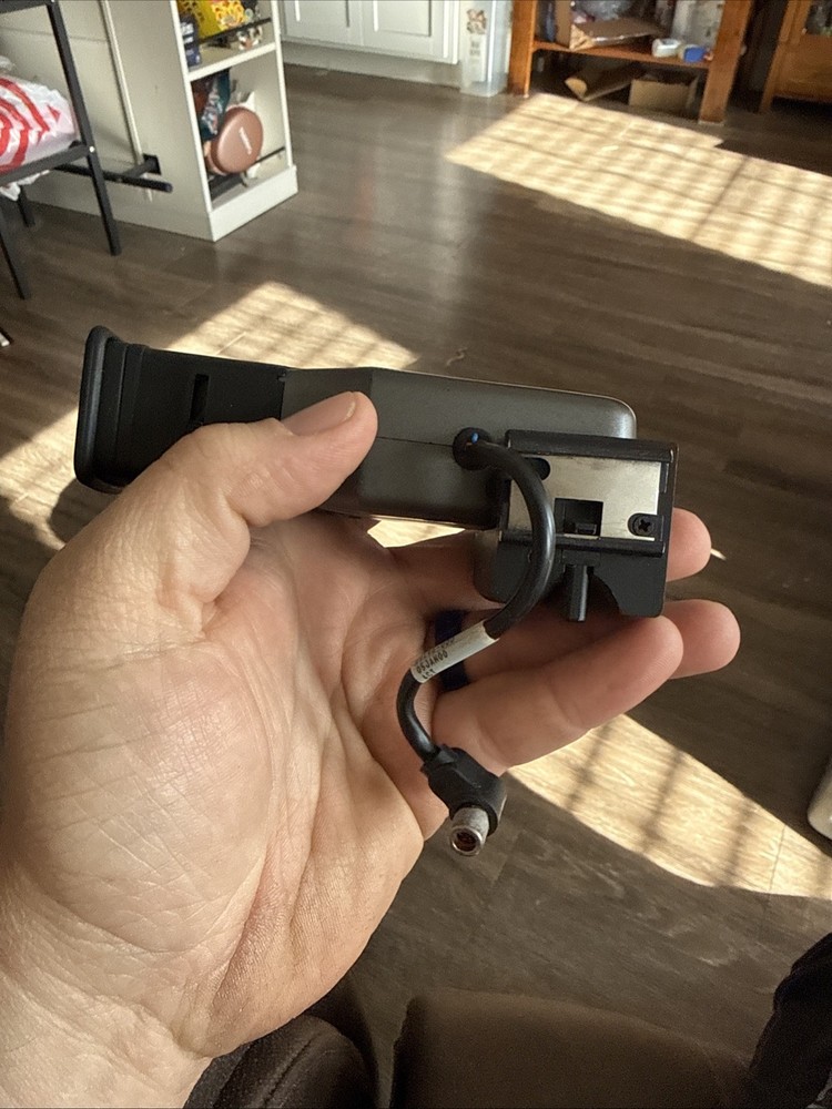 dentifying this connector - PM395 thermal camera viewfinder