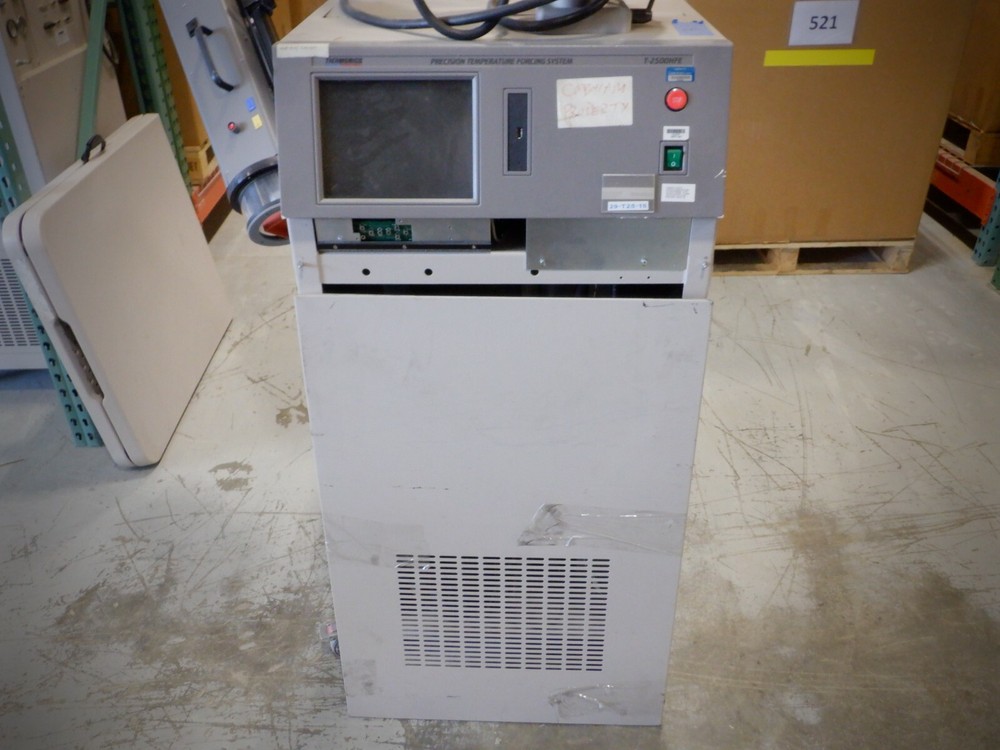 THERMONICS T-2500HFE PRECISION TEMPERATURE FORCING SYSTEM
