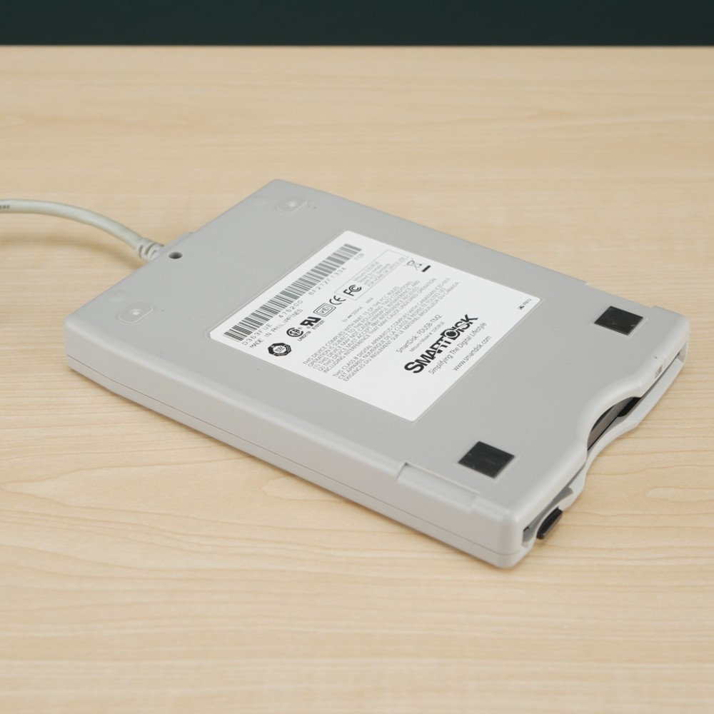 SmartDisk External Floppy Drive FDUSB-TM2 Mitsumi Model # D353FUE