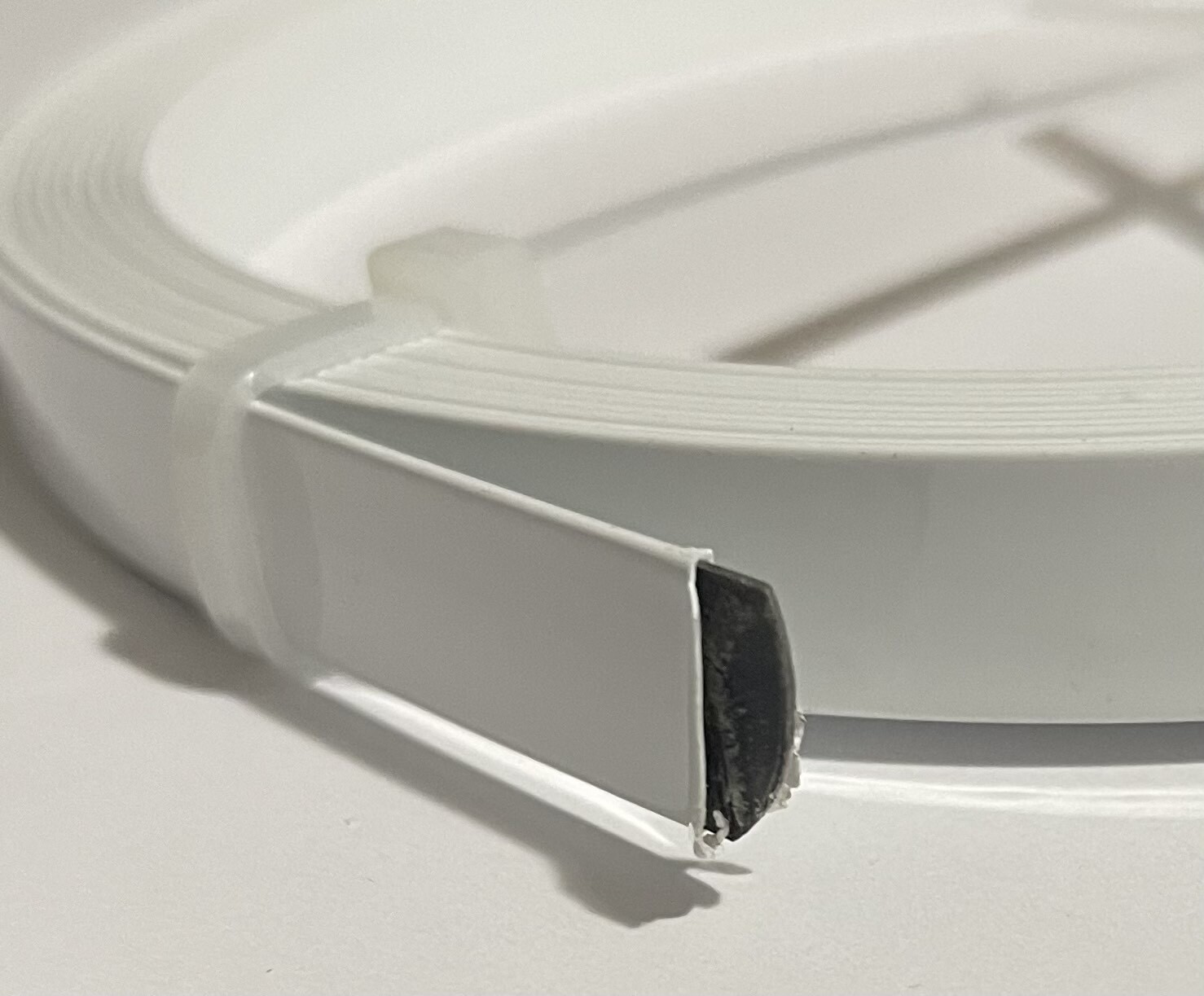 5.5 yard white spring steel metal boning for corset boning fashion support