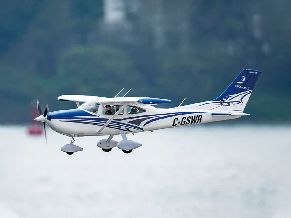 FMS 1500mm Cessna 182 RTF