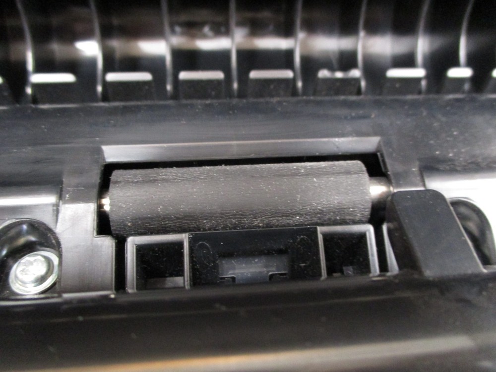 Brother MFC-L2750DW Document Feeder