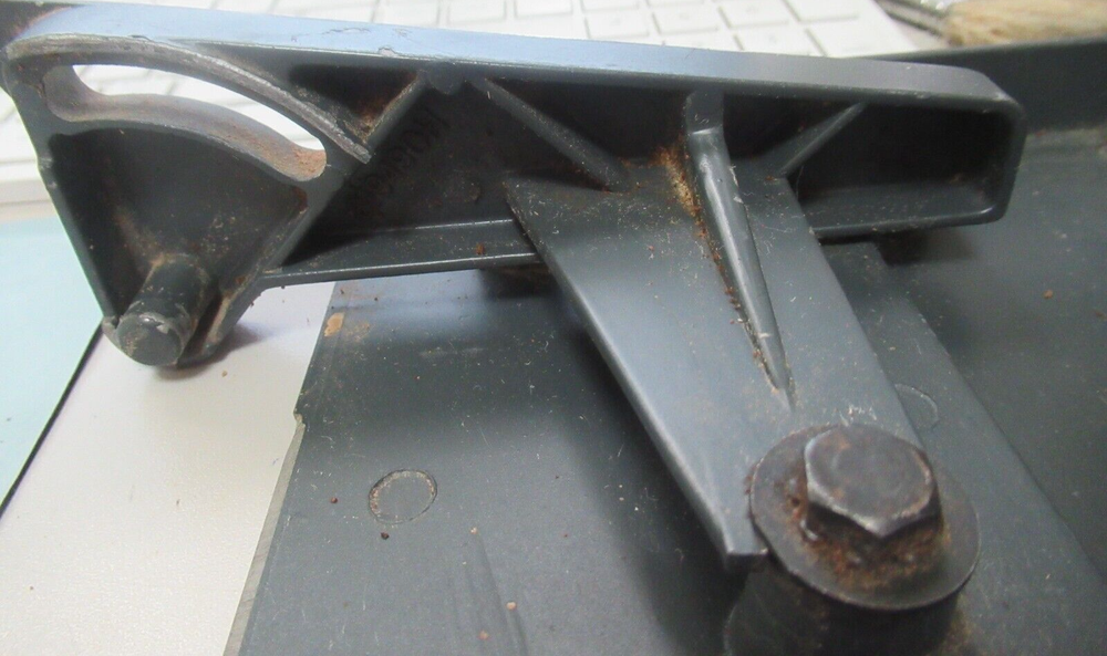 USED SAW/ LATHE ACCESSORY SIDE TABLE