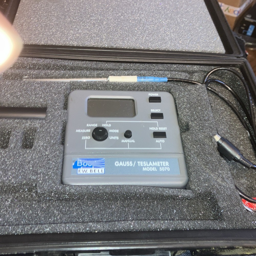 F.W. Bell Tesla Gauss Meter 5070