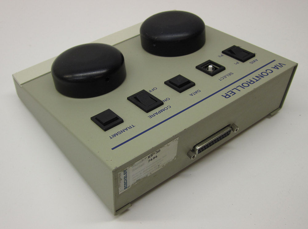 Boeckeler KS-30 VIA Controller (Knob Controller), Missing Push Button Cover