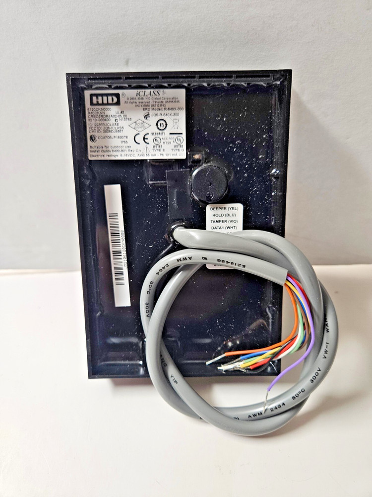 HID 6120CKN0000 R40 Wall Switch Reader NEW