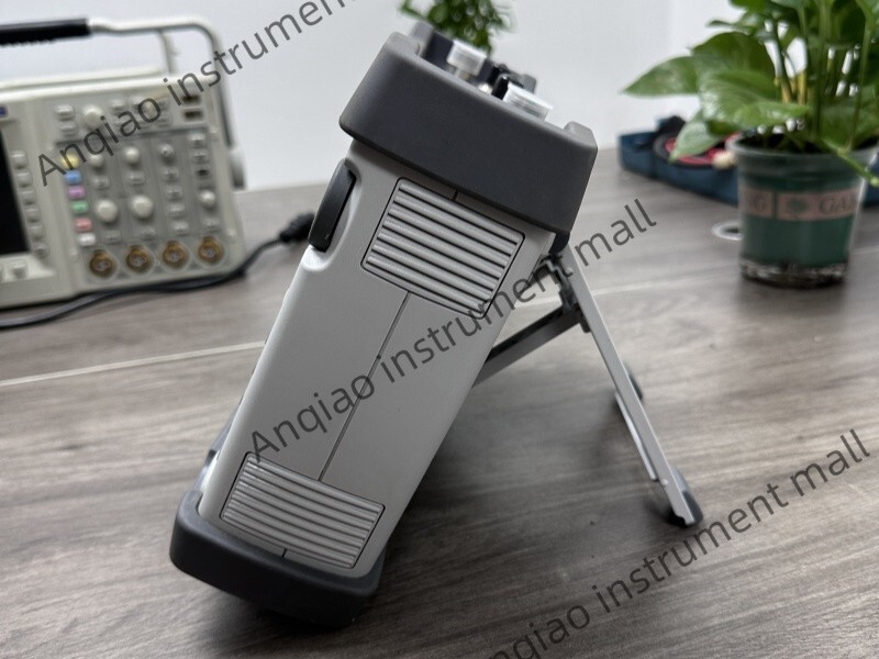 S332E Anritsu Cable and antenna analyzer Spectrum analyzer Touchscreen