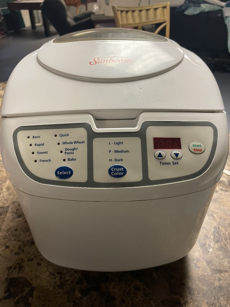 Sunbeam 2 Pound Bread Maker Automatic Machine  Model # 5820