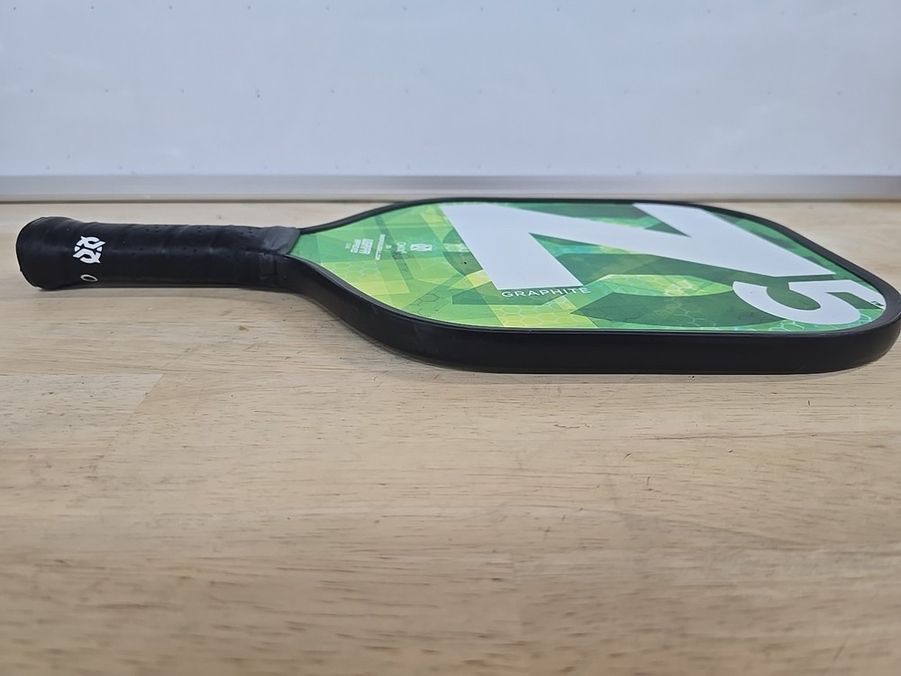 Onix Pickleball Paddle Z5 Graphite Modern Pickleball Paddle