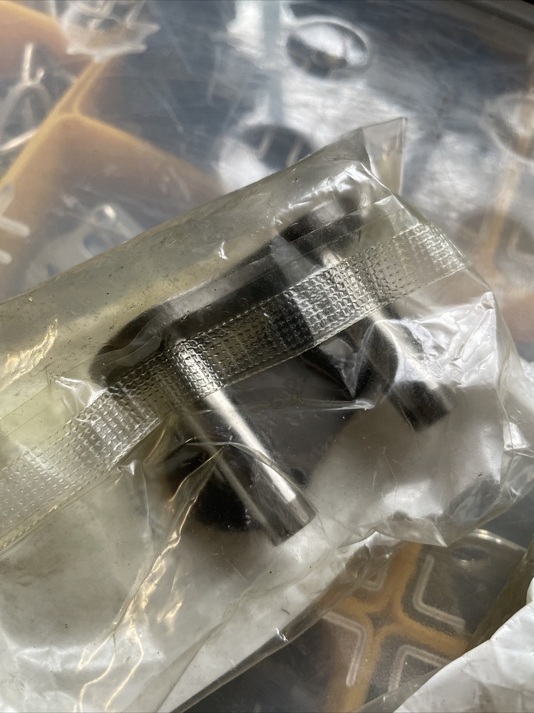 Tsubaki RS100 Roller Chain Link