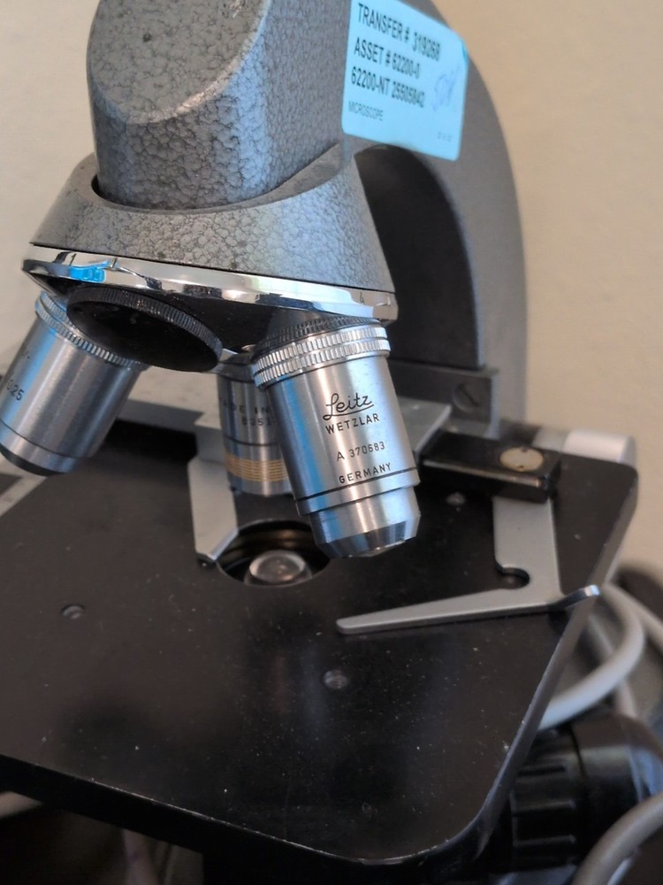 Lot Of 4eitz microscope ( Light Will Not Come On )