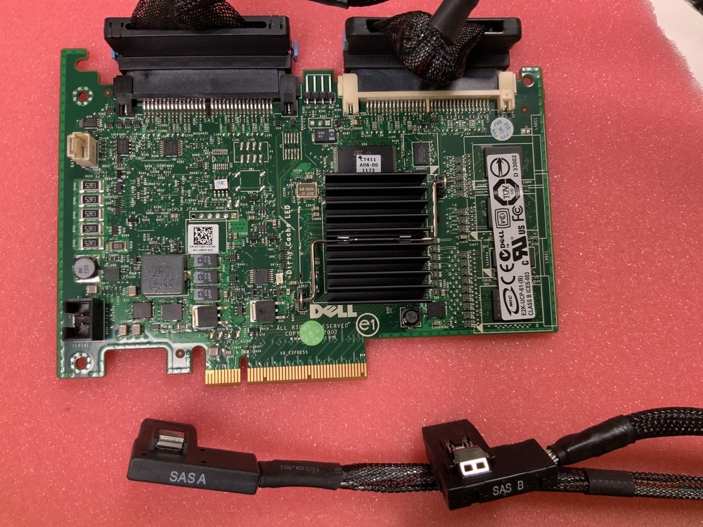 Dell PERC 6/i PCIe SAS RAID Controller Card H726F w/ 2x SAS Cables