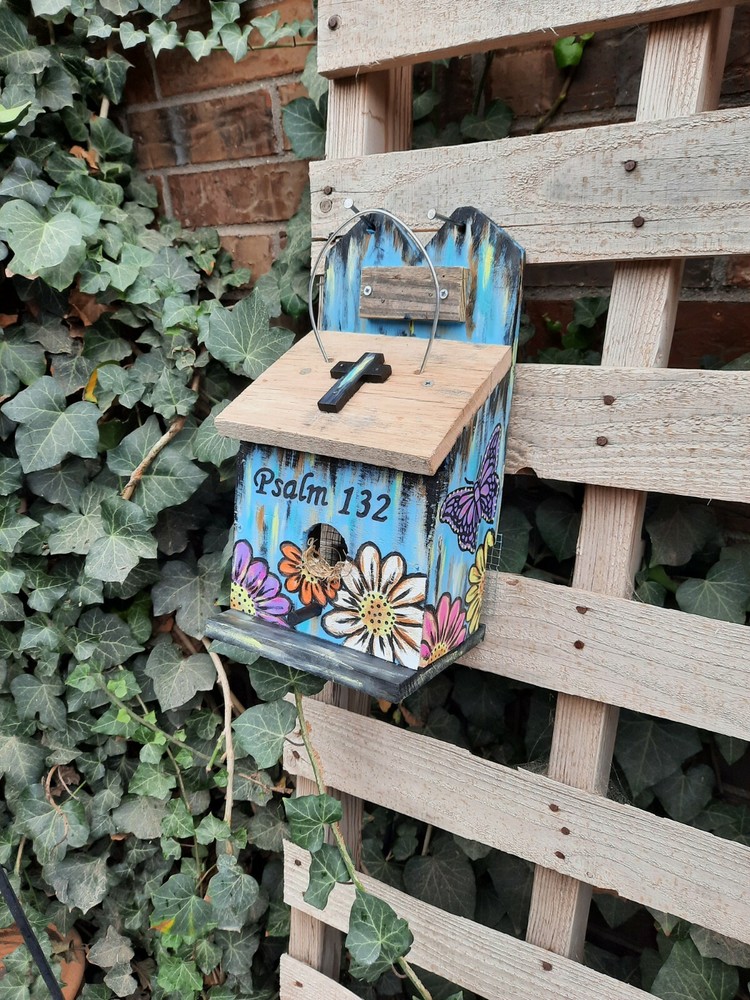 Church Birdhouse
