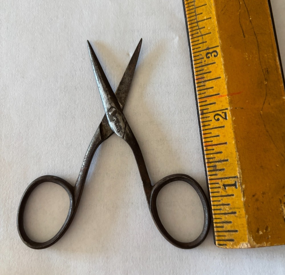 Vintage Thomas Harper & Sons Scissors Phoenix Works Redditch 3.5"