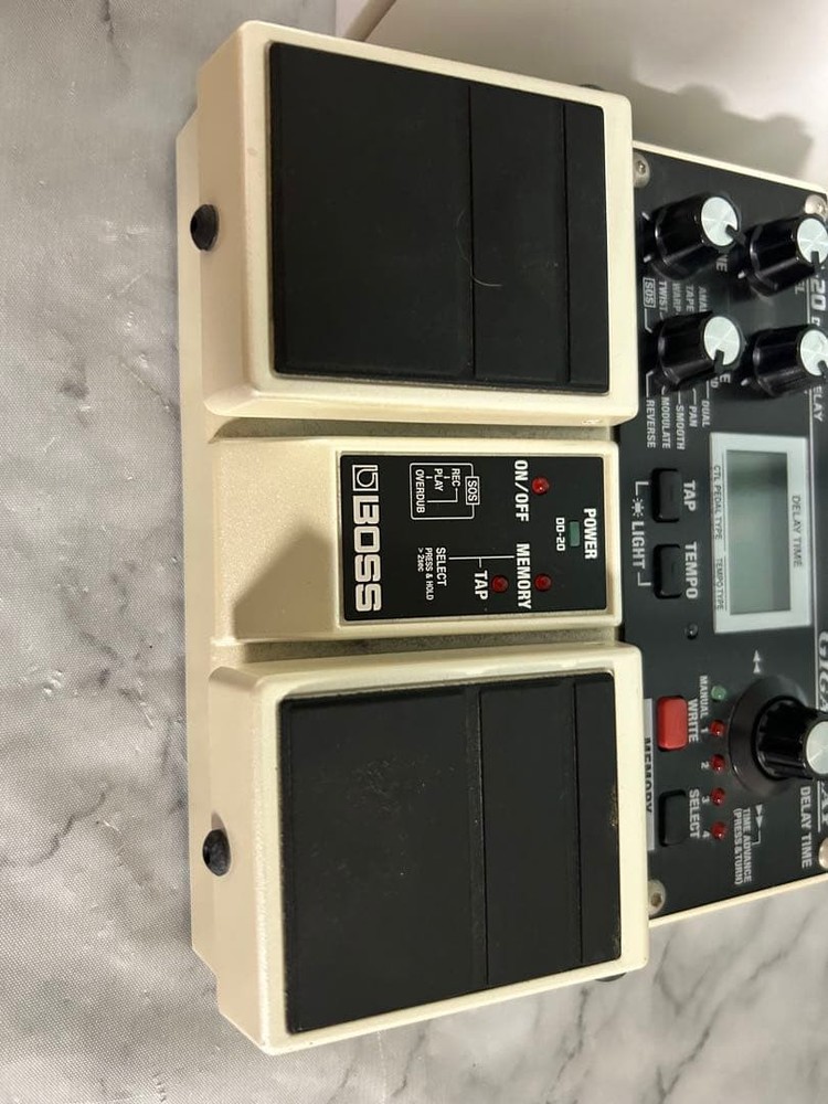 BOSS DD-20 Giga Delay Digital Delay Pedal
