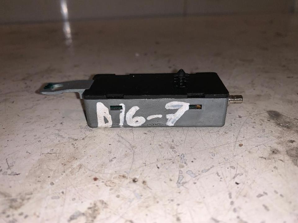 Antenna Amplifier Ford S-MAX 2010 6M2T18C847AC