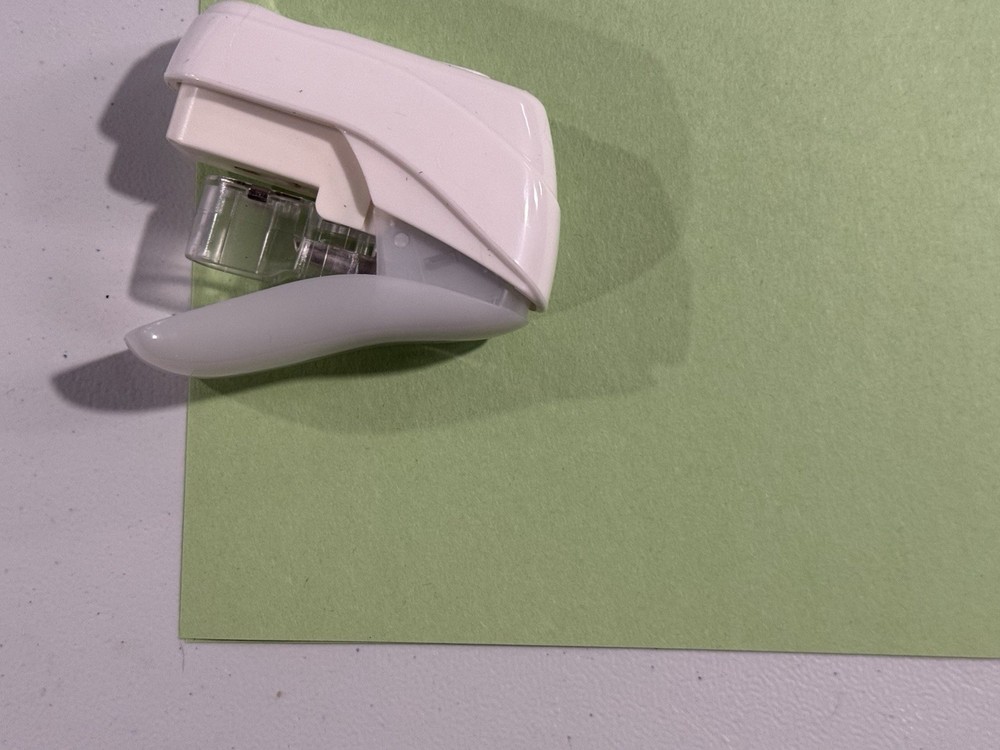 KW-Trio Stapleless Stapler 5399