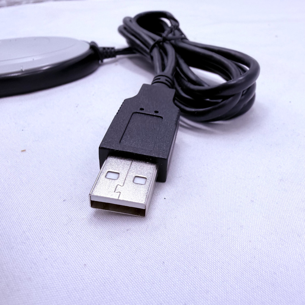 Identiv SCR3310 V2 USB Smart Card Reader for Computer SmartOS - Black/Gray