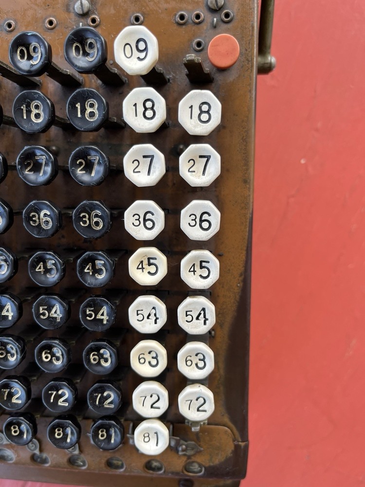 Comptometer Antique Adding Calculator Machine Felt Tarrant MFG, Chicago