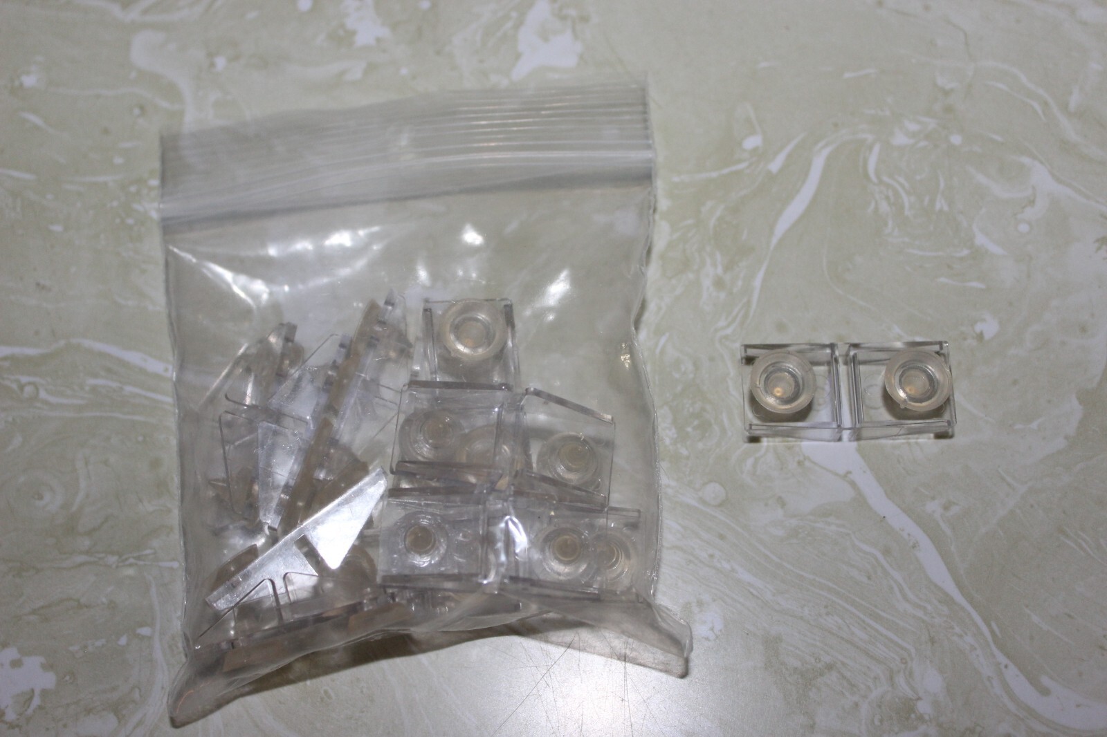 LOT OF ( 12 ) Plastic Rear/Center Glass Shelf Clips With Rubber Bumpers