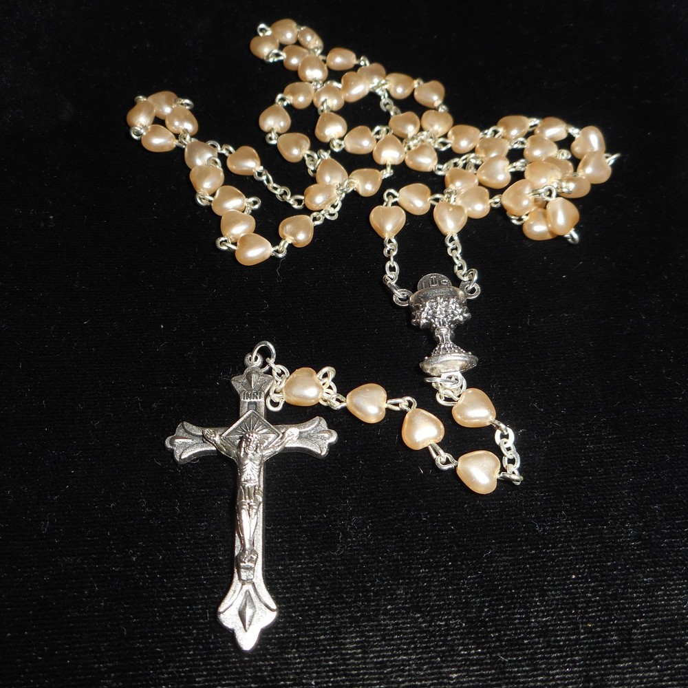 ROSARY BEADS HEART SHAPED GLASS BEADS GREAT KEEPSAKE
