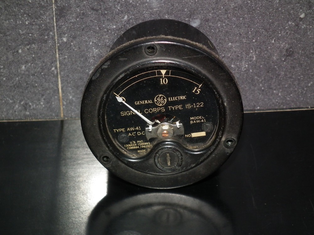 Vintage General Electric Instruments 0-15V Made in US