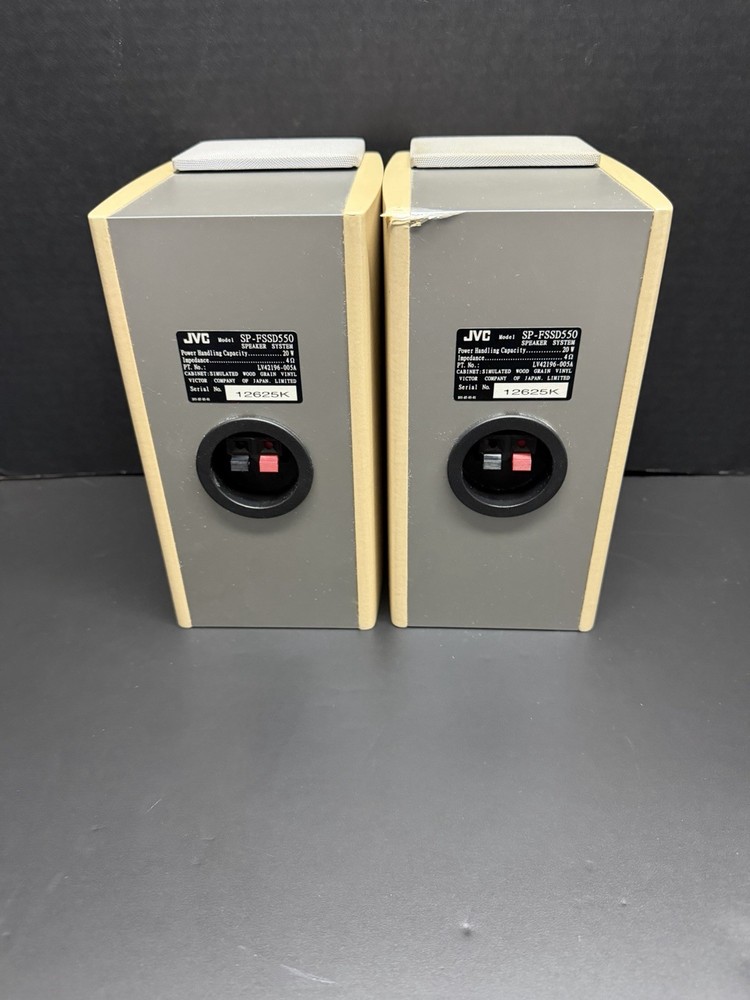 JVC FS-SD550 Compact Component System w/ Speakers Tested & Working *READ*