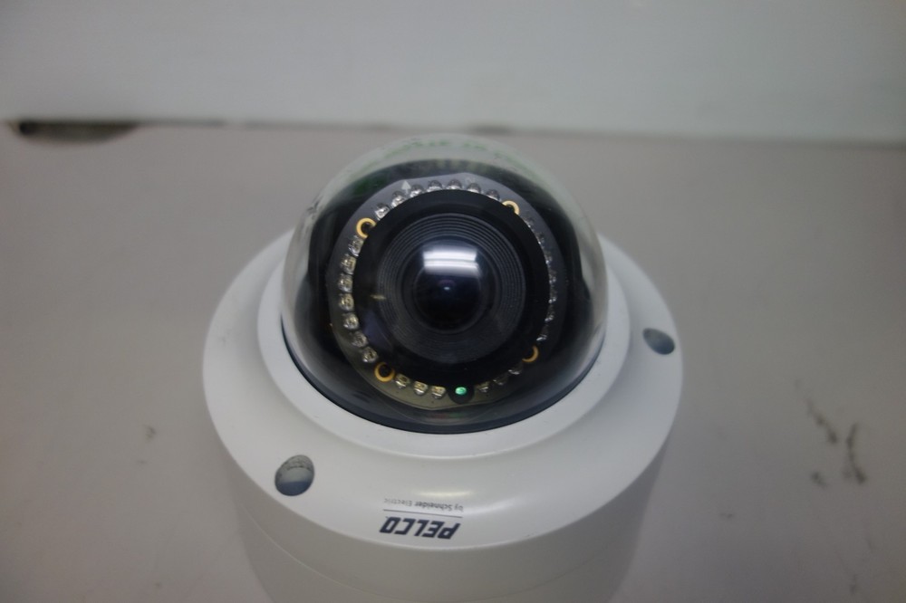 Pelco IMP1110-1ER Environmental Mini Dome