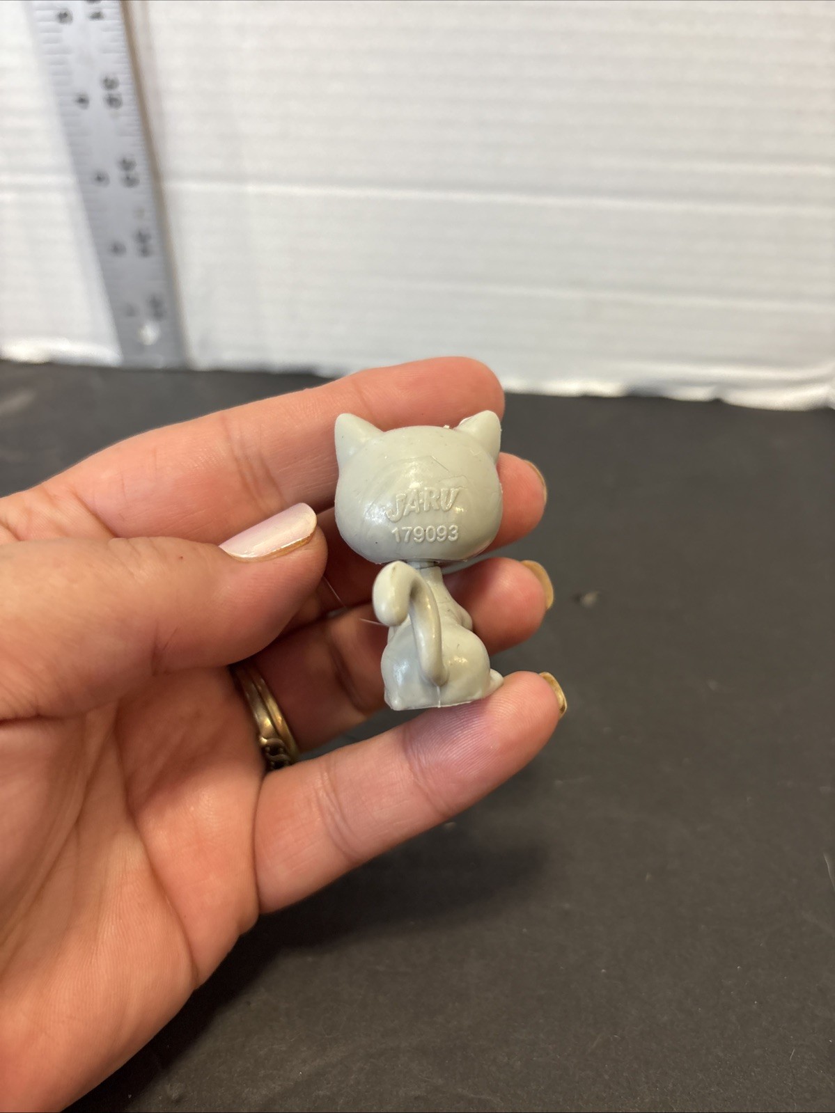 Vintage Gray Cat 1.5 In Jaru 179093 Replacement Vigure Plastic