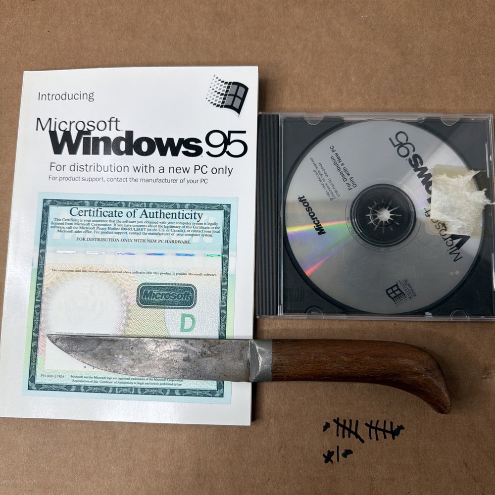 Microsoft Windows 95 Original Install CD-ROM, COA/Product Key & User Guide Used