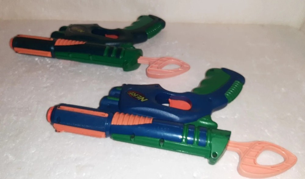 Nerf N-Strike Green Tech Electronic Target & (2) Nerf Tech Target Eliminators
