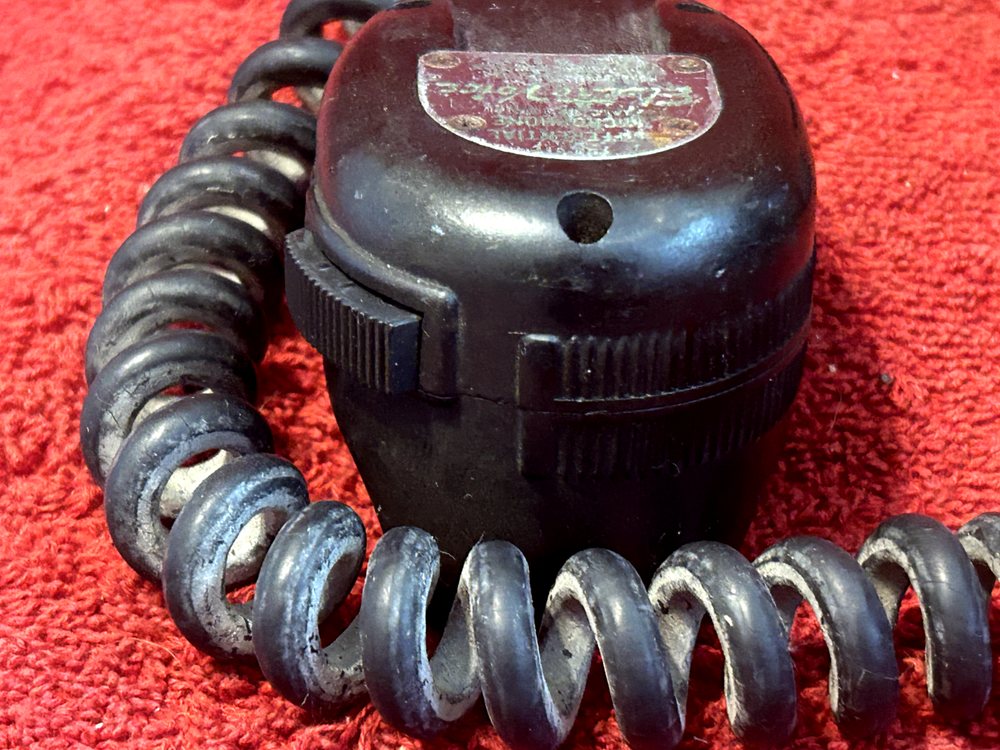 ELECTRO-VOICE MODEL 205-STC DIFFERENTIAL HANDHELD MICROPHONE