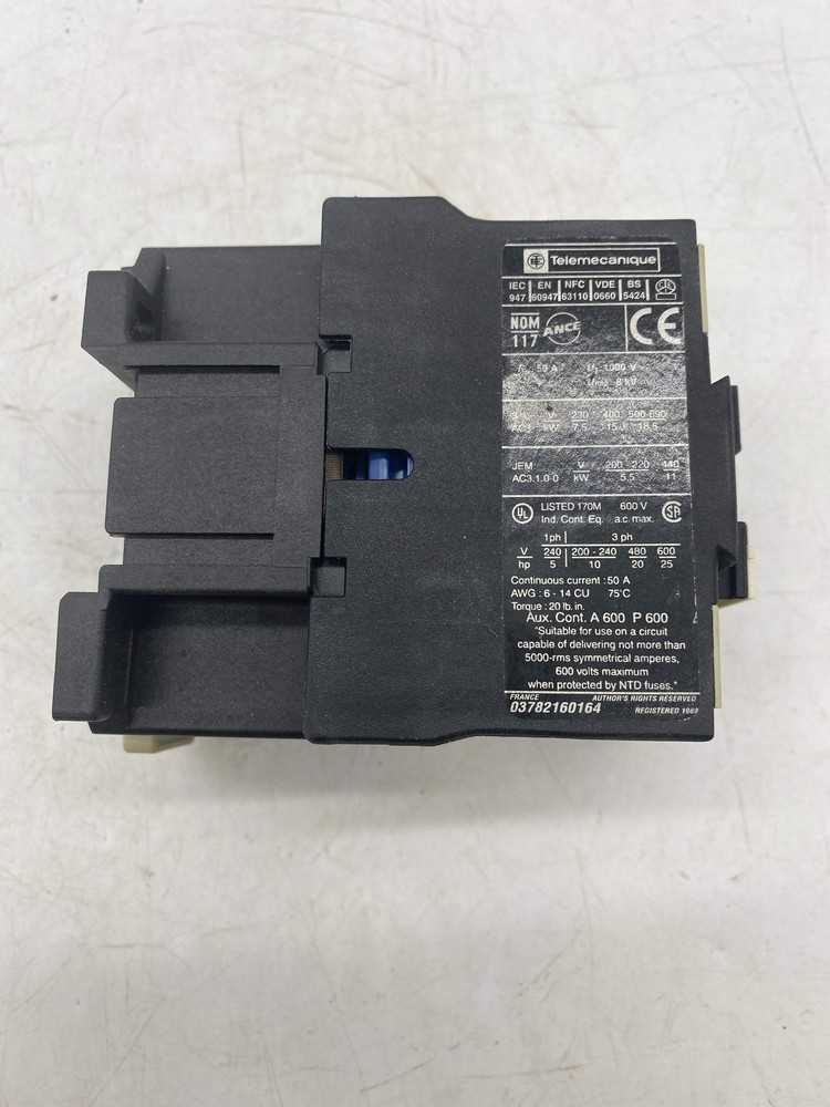 Telemecanique LC1D32210M7 Contactor (Open Box)
