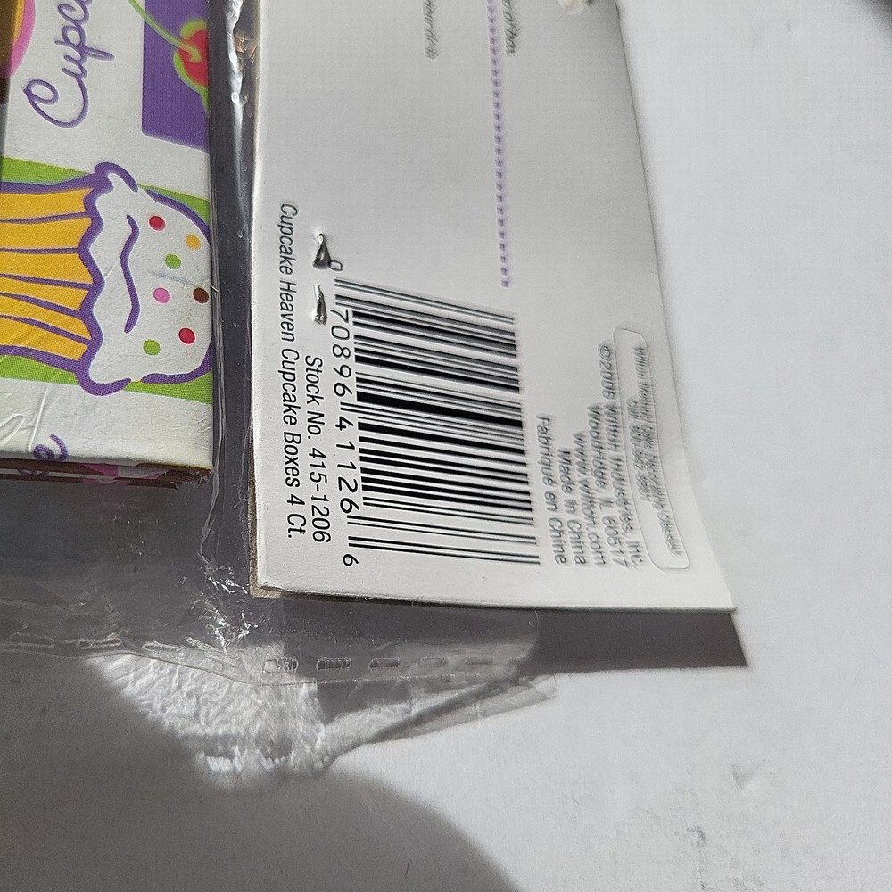 WILTON 3 CUPCAKE BOXES With CLEAR WINDOW 2pkgs New/ Unopened
