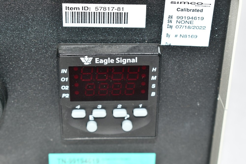 Eagle Signal B506-7001 PLC Timer Module With Enclosure Pushbutton Switch Plug