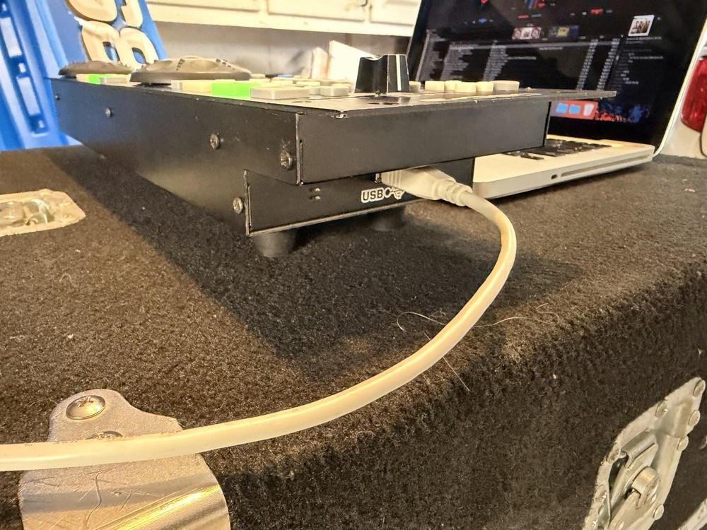 PCDJ DAC 3 Digital Audio Virtual DJ Pro Rackmount Mobile DJ Controller