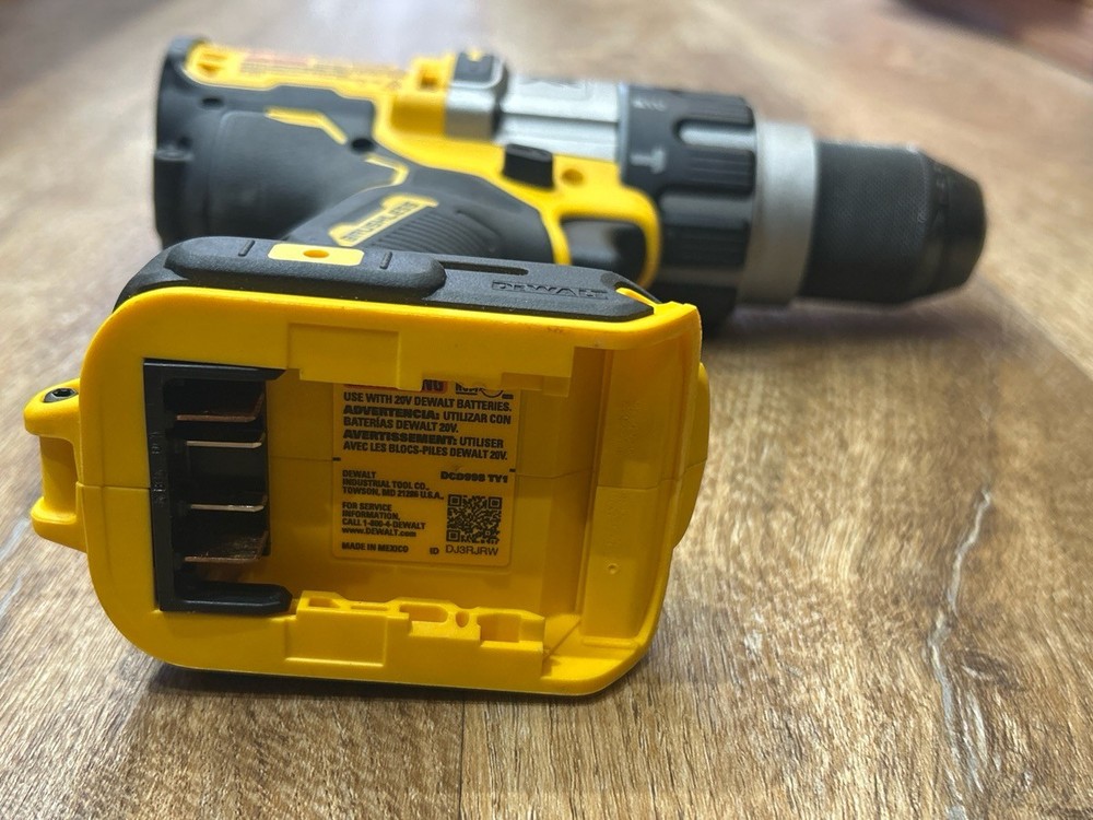 DEWALT DCD998 (SBL013771)