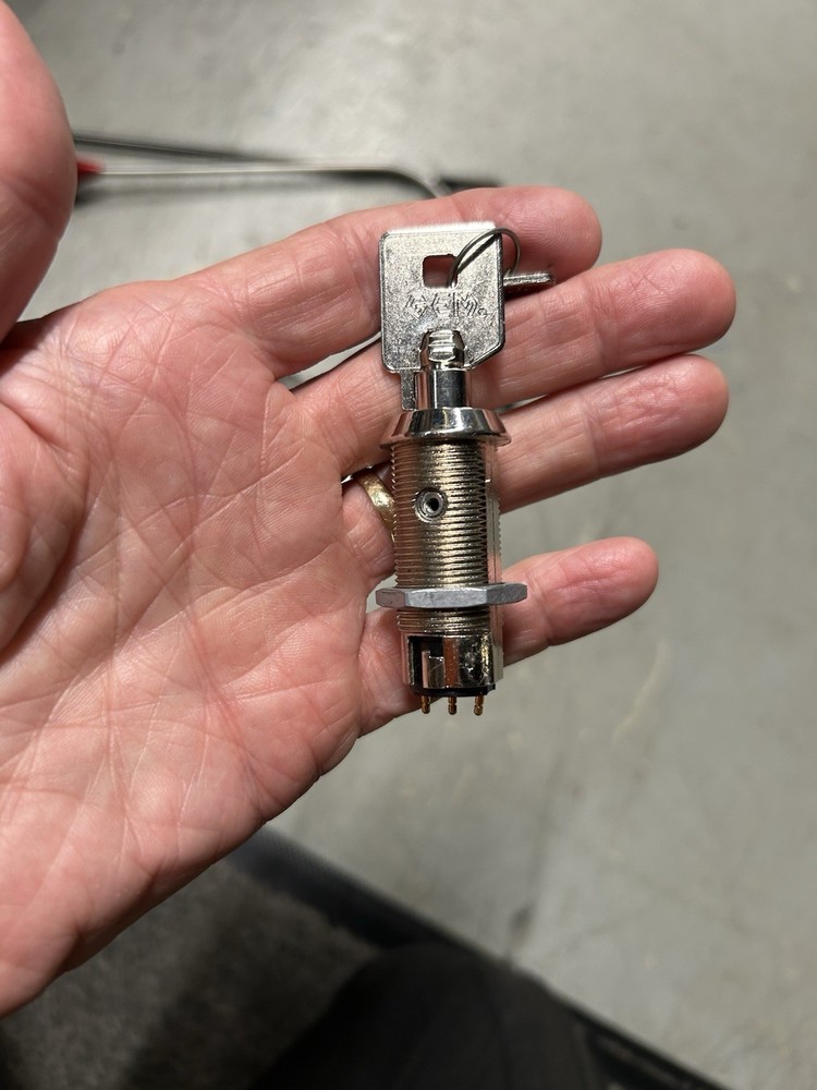 locksmith Gear, Tools & Cylinders