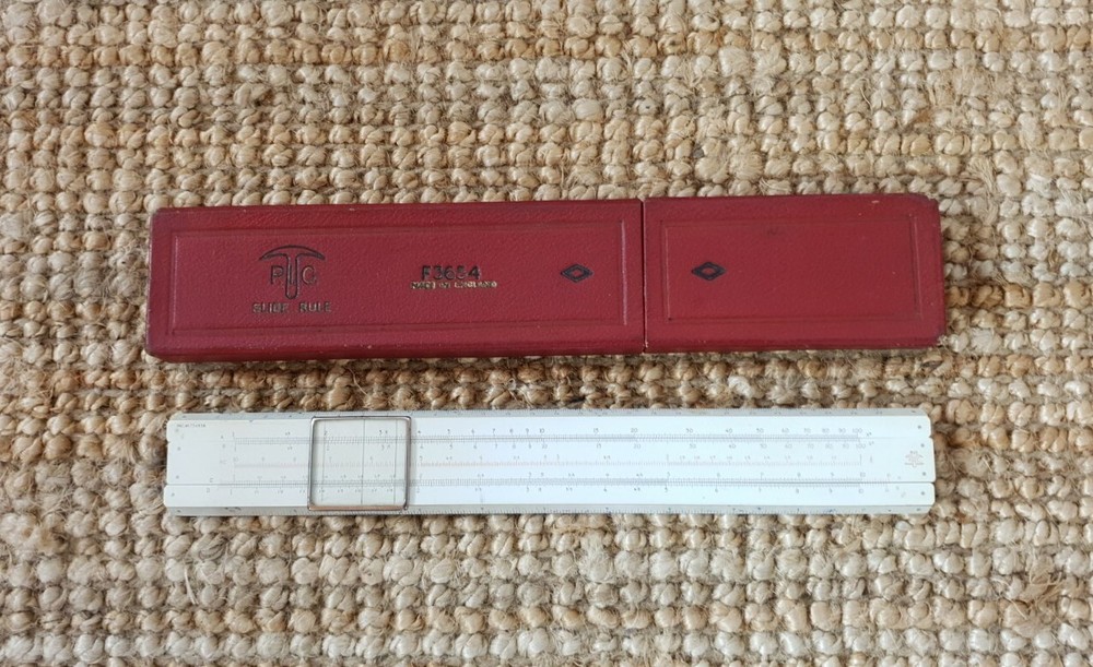 P.I.C. NO. 101/PC 8 SLIDE RULE WITH CASE