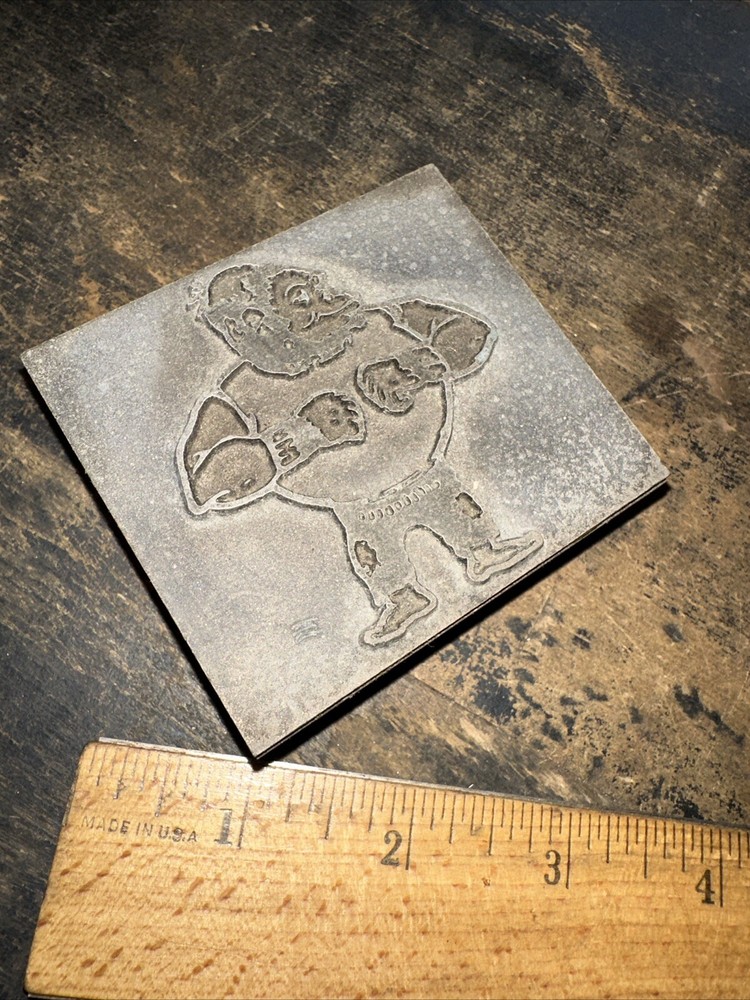 Print Block ( Large Gorilla) Dressed in Pants