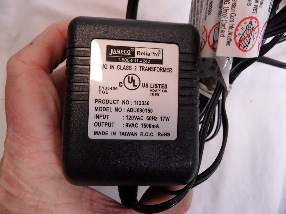 Commodore C64 Computer Heat Sinks Power Supply Video cable- TESTED