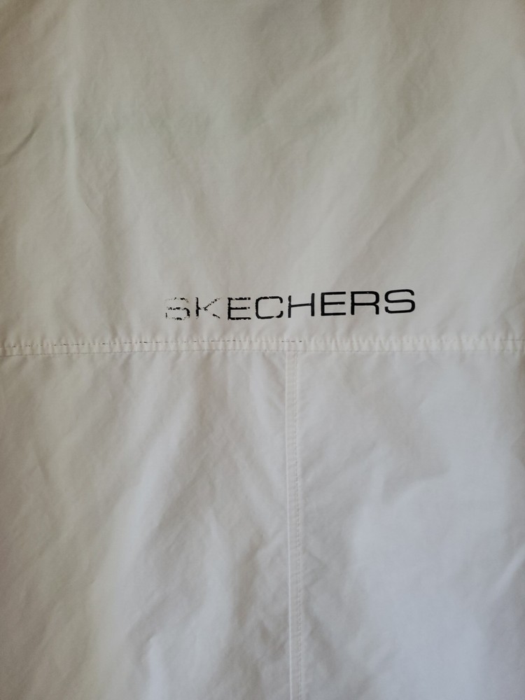 Skechers Performance Light Windbreaker Thin Jacket Size M