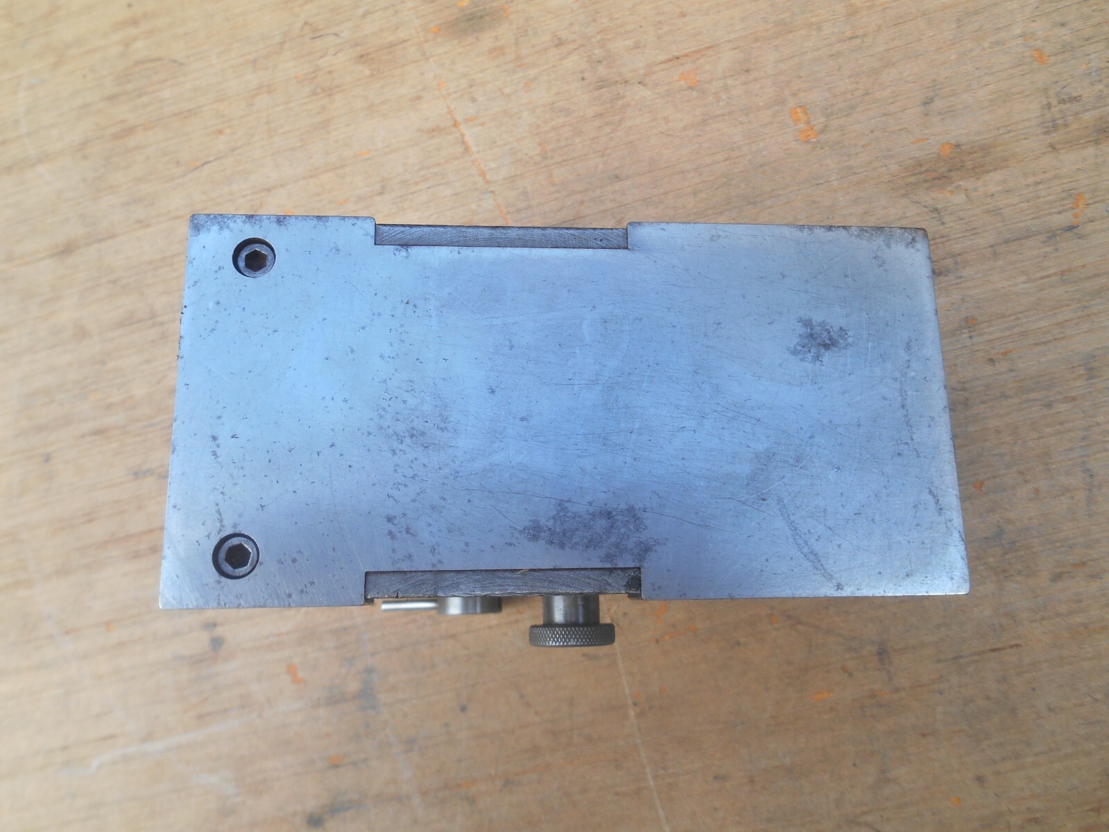 STAR GAUGE CO. 3AT COLLET TILTING INDEXER , WITH 16 COLLETS