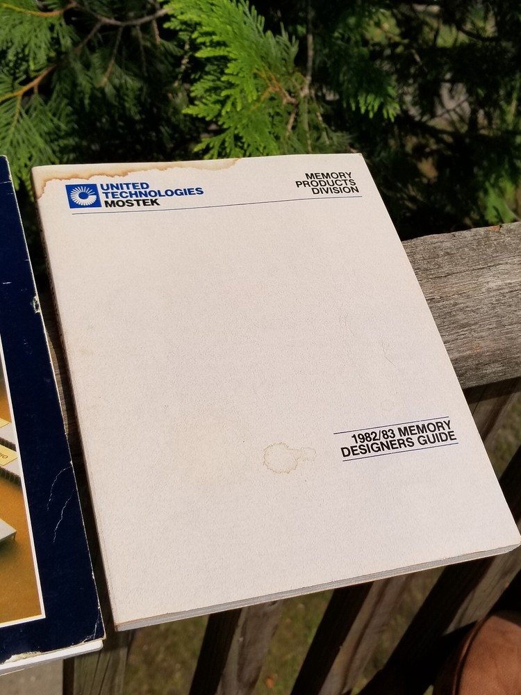 4 VINTAGE MOSTEK MICROELECTRONICS BOOKS MEMORY DATA 1979 MICROCOMPUTER 1984, '85