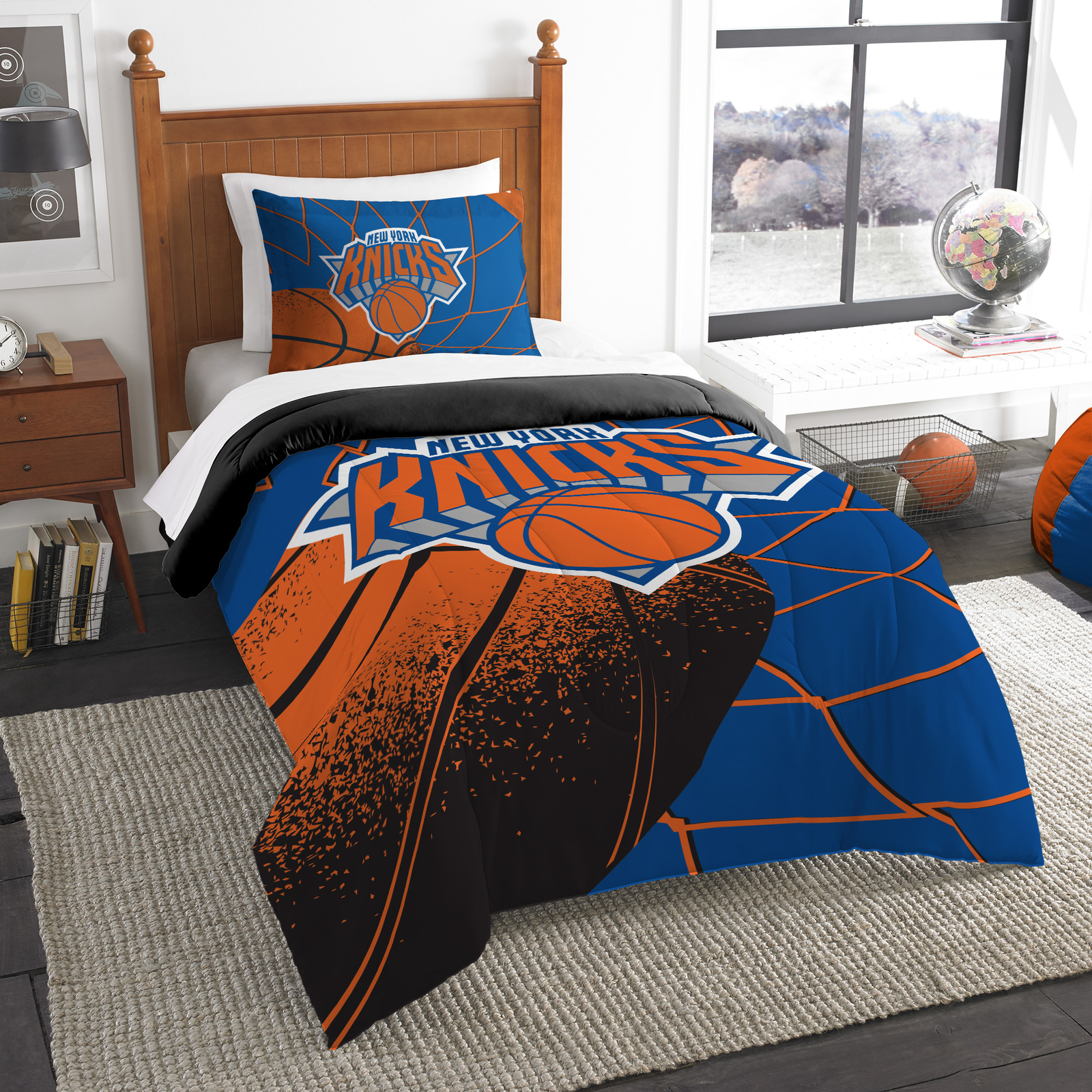 NBA Officially Licensed New York Knicks Comforter & Sham Set