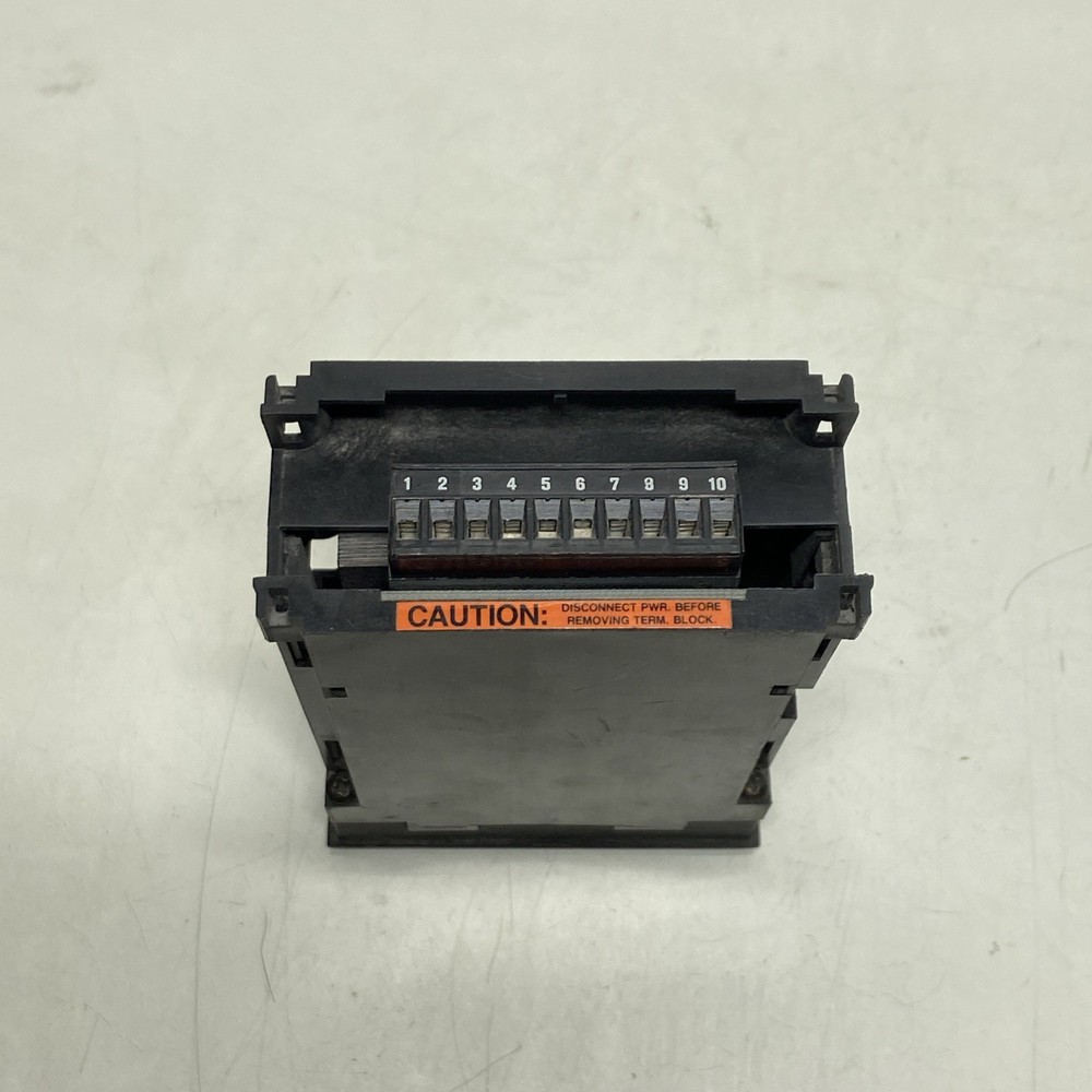 Red Lion Controls APLT0600 Totalizer