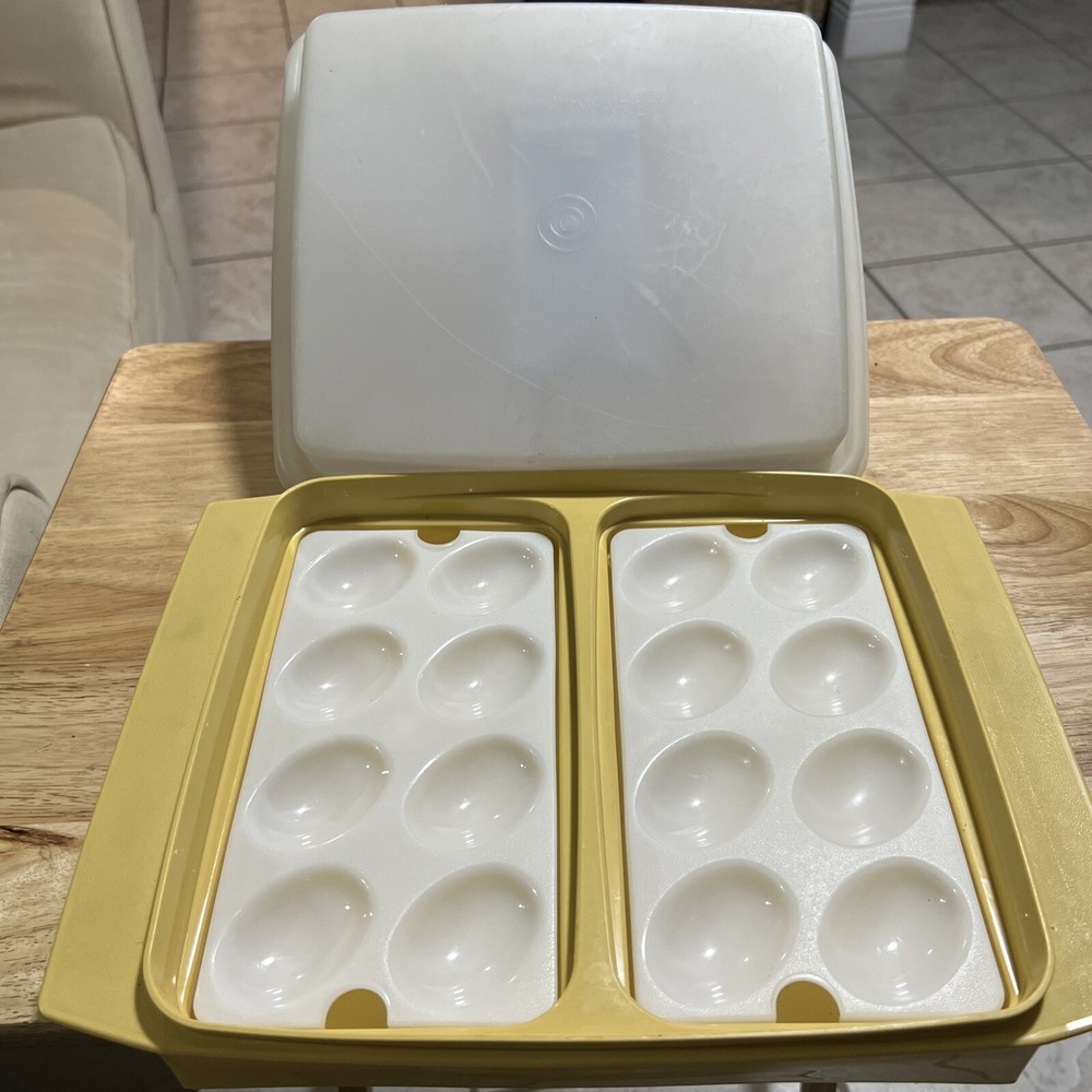 Vintage Tupperware - 723 - Deviled Egg Carrier Dish Harvest Gold Sheer White 4pc
