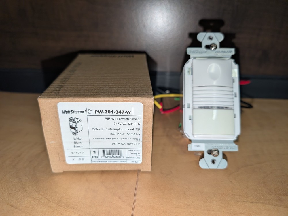 LEGRAND PW-301-347-W