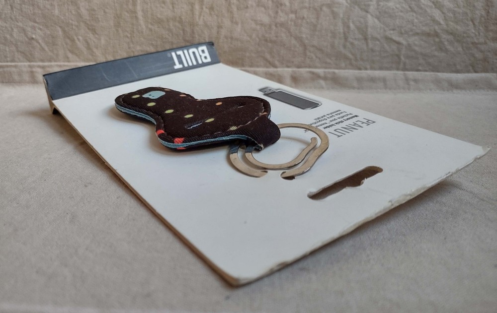 Peanut Memory Stick Holder (Built NY), NEW